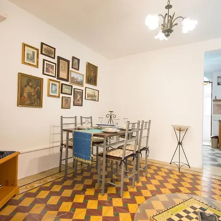 171 St. Dominic Street - Boutique Flat Apartment